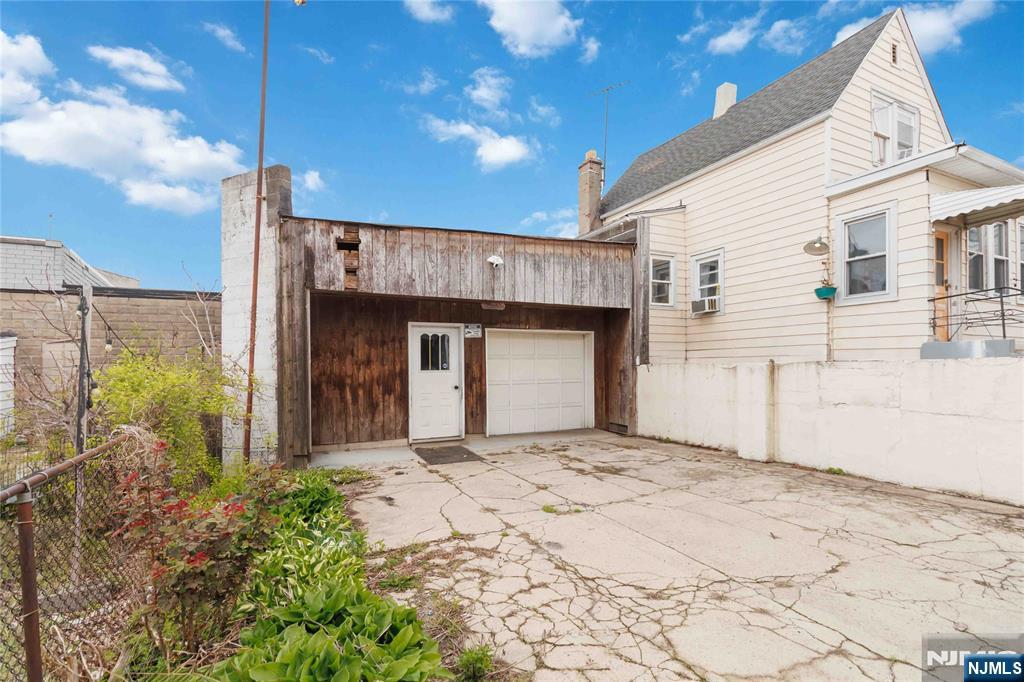 36 Edison Street 2