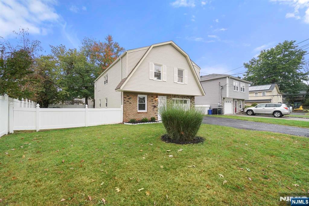 328 White Avenue