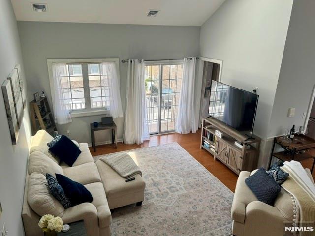 105 Roseland Avenue 304
