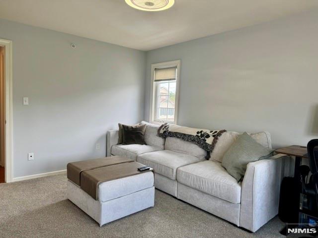 105 Roseland Avenue 304