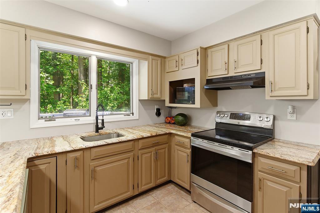17 Grandview Terrace