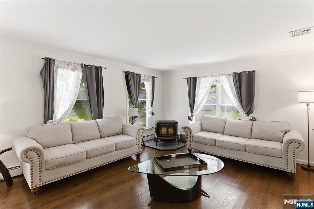 17 Grandview Terrace