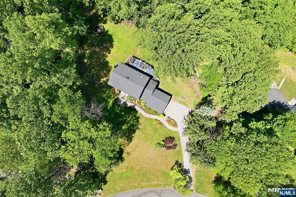 17 Grandview Terrace
