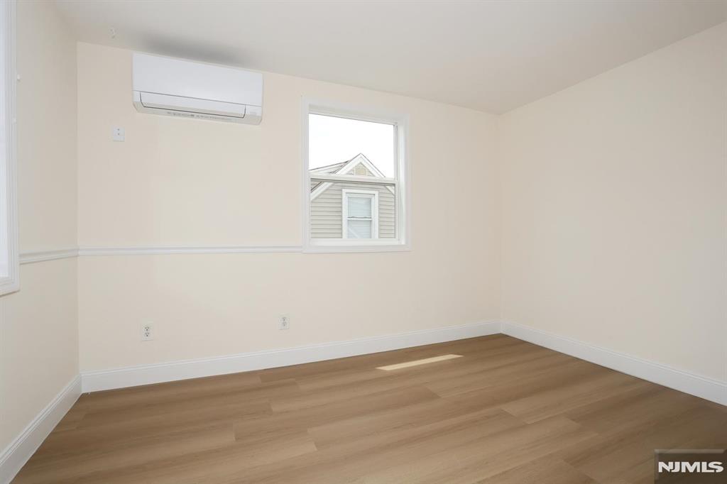 22 Falmouth Avenue 2