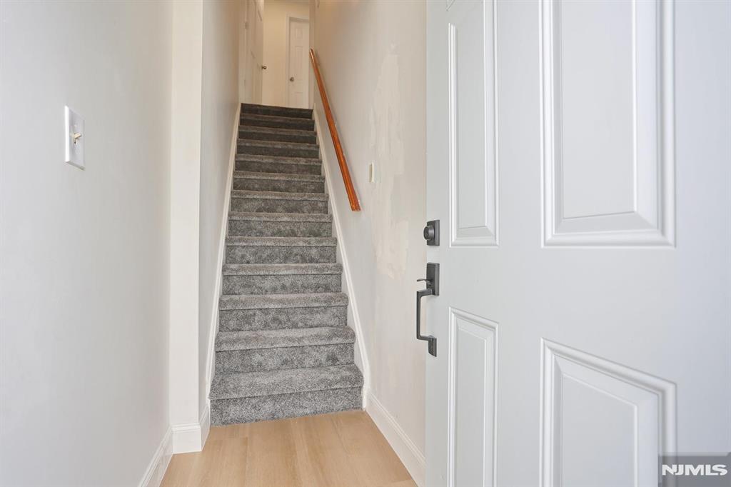 22 Falmouth Avenue 2
