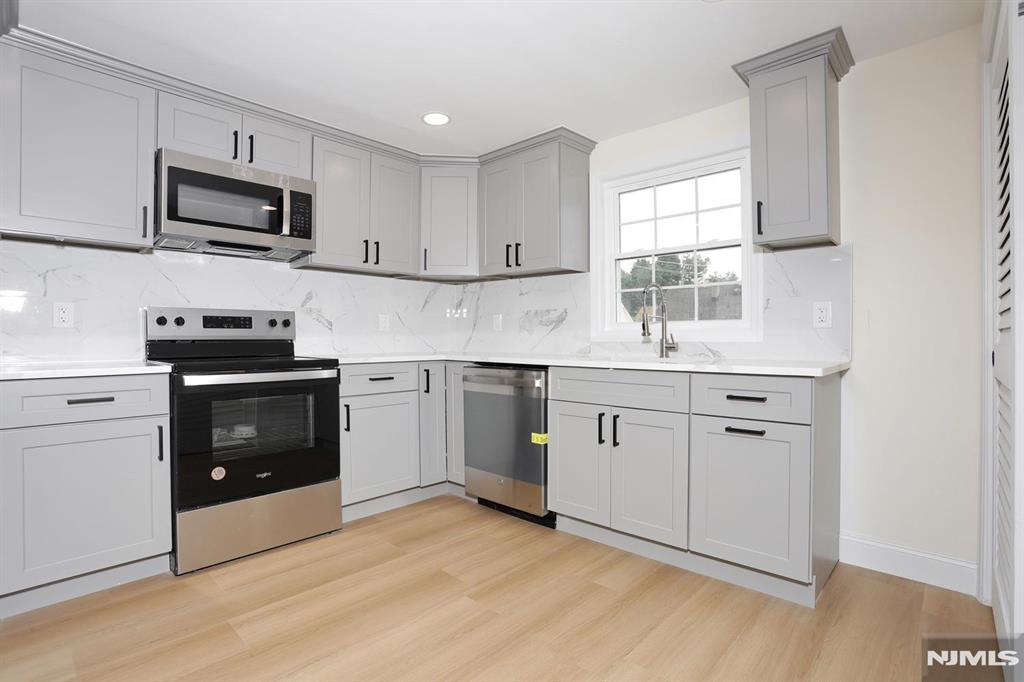 22 Falmouth Avenue 2