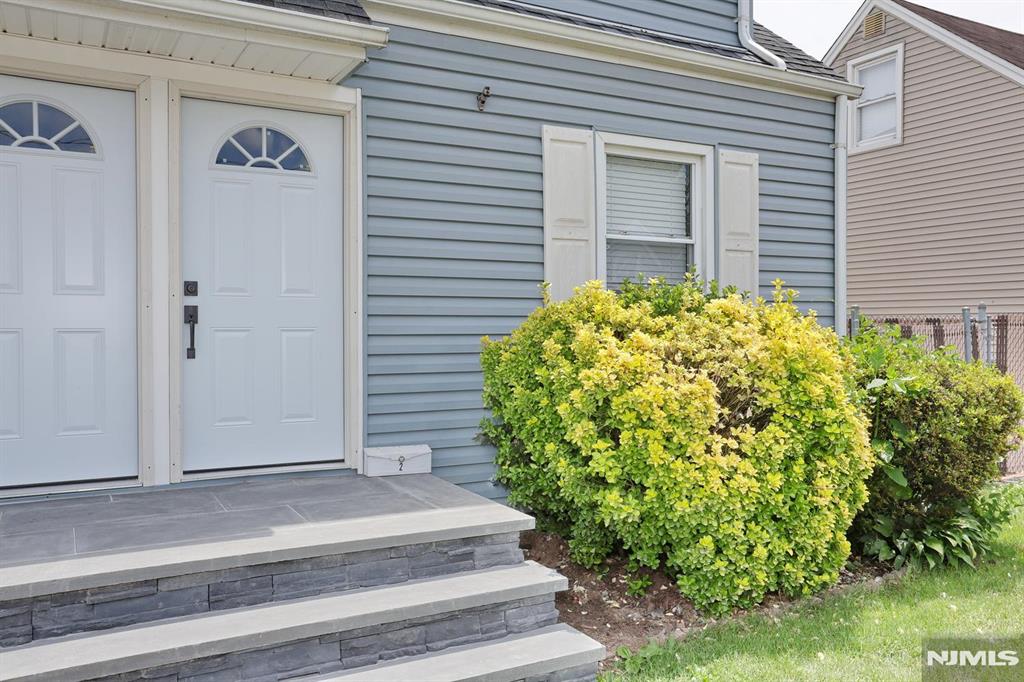22 Falmouth Avenue 2