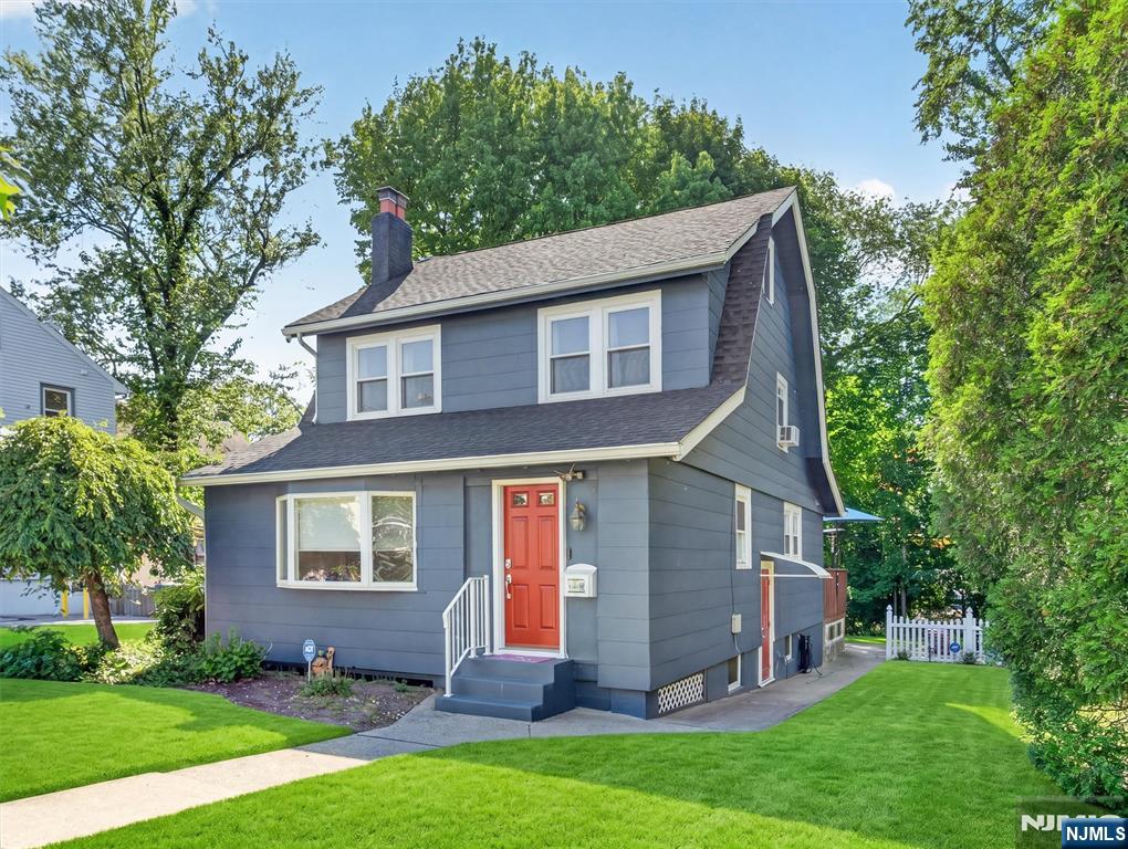 1134 Julia Street