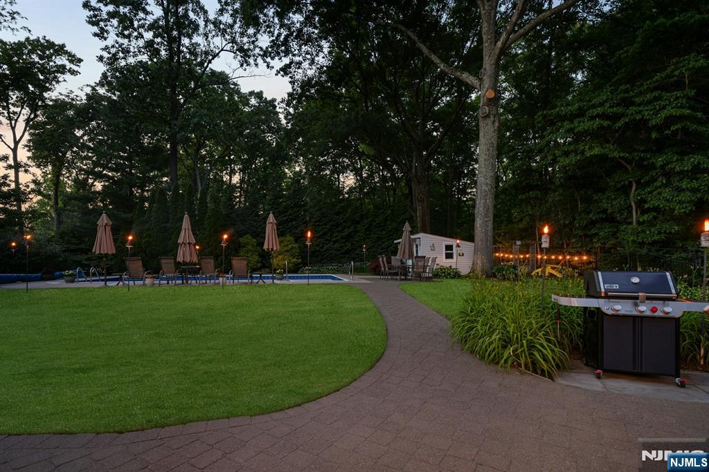 195 Overlook Place