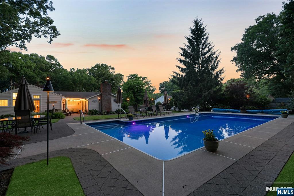 195 Overlook Place
