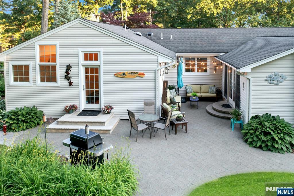 195 Overlook Place