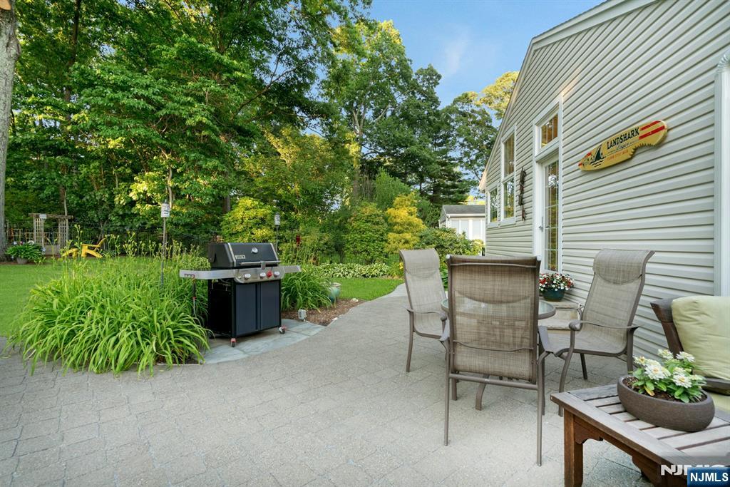 195 Overlook Place