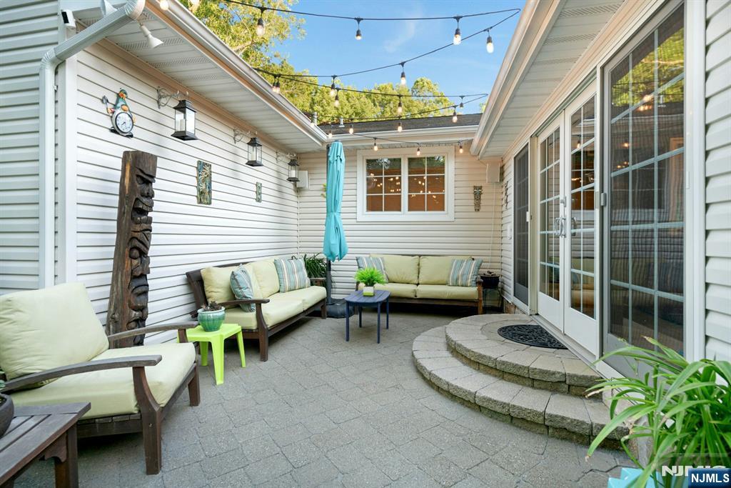 195 Overlook Place