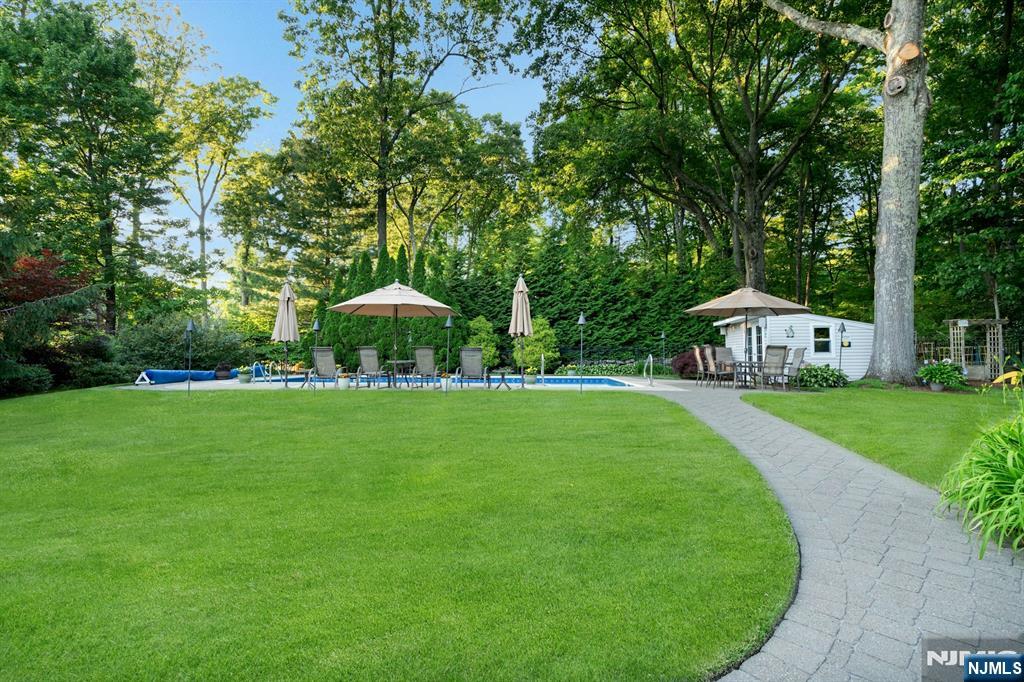 195 Overlook Place