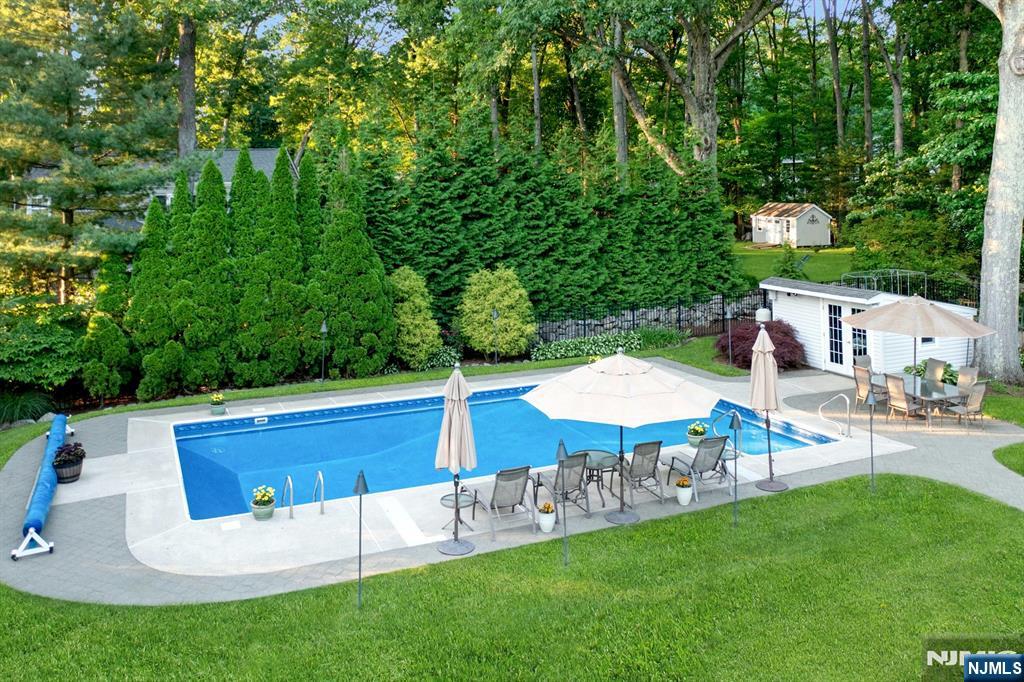 195 Overlook Place