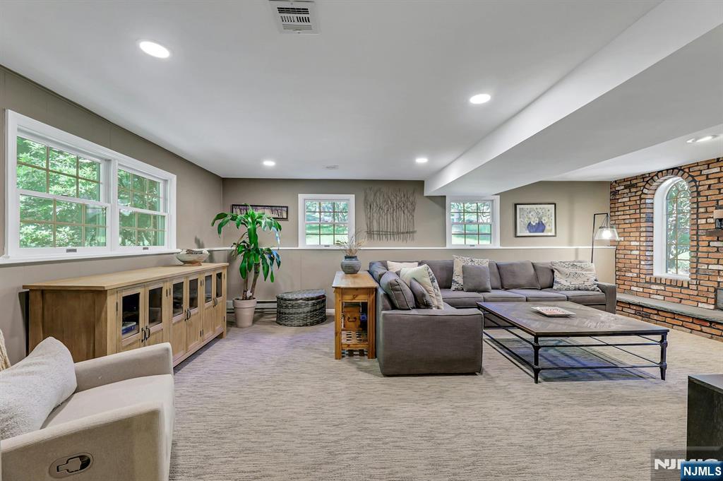 598 Whitenack Road