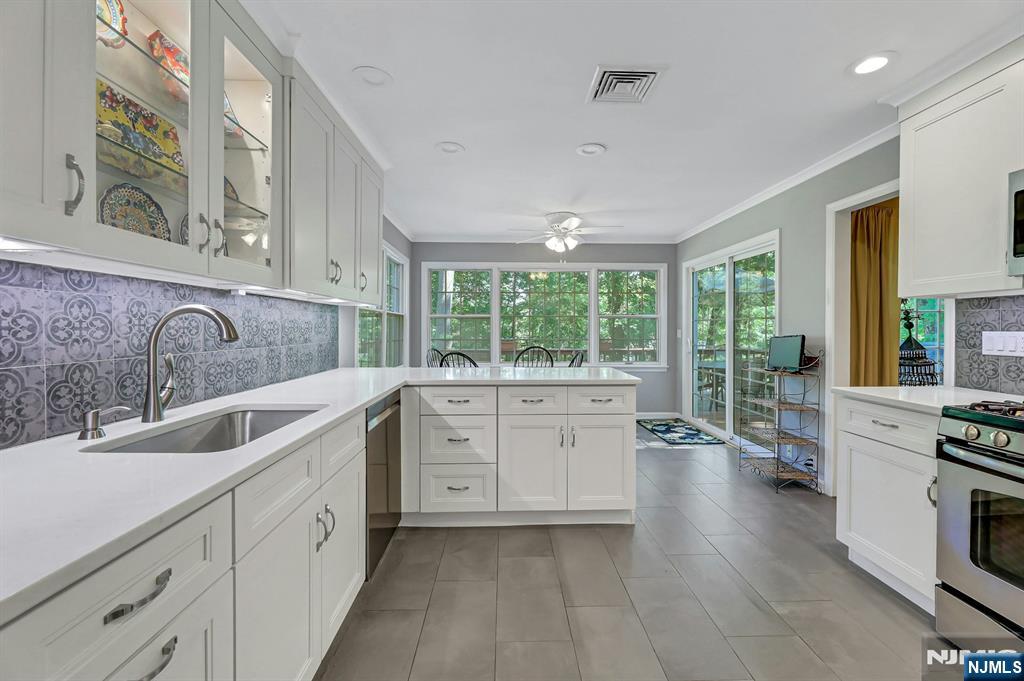 598 Whitenack Road