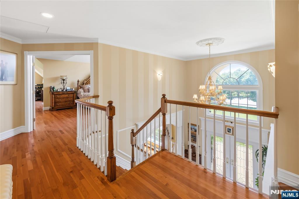 525 Kings Point Trail