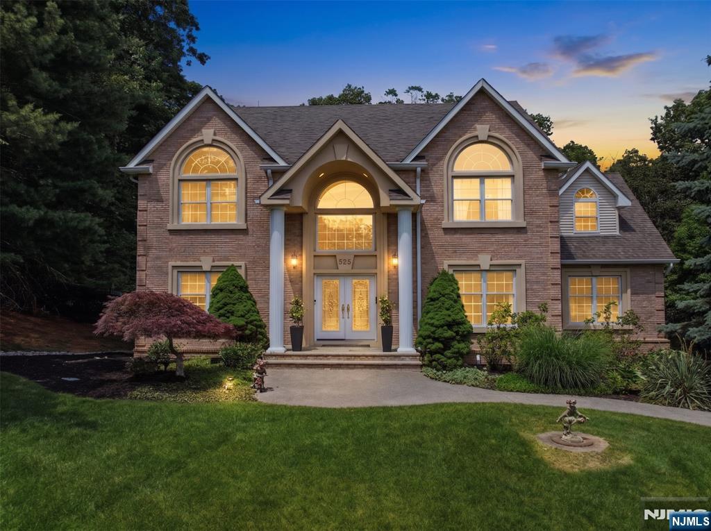 525 Kings Point Trail