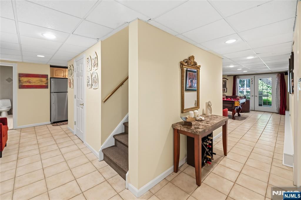 525 Kings Point Trail