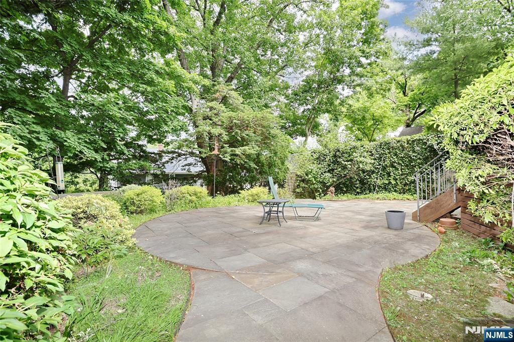 127 Howard Terrace
