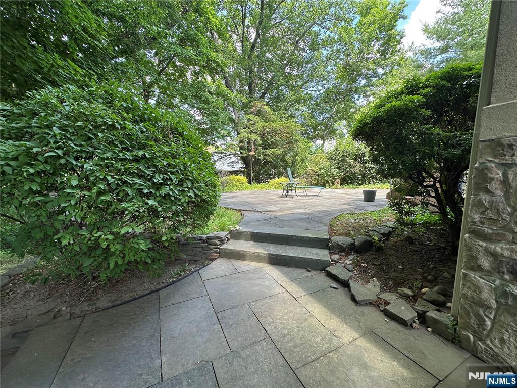 127 Howard Terrace