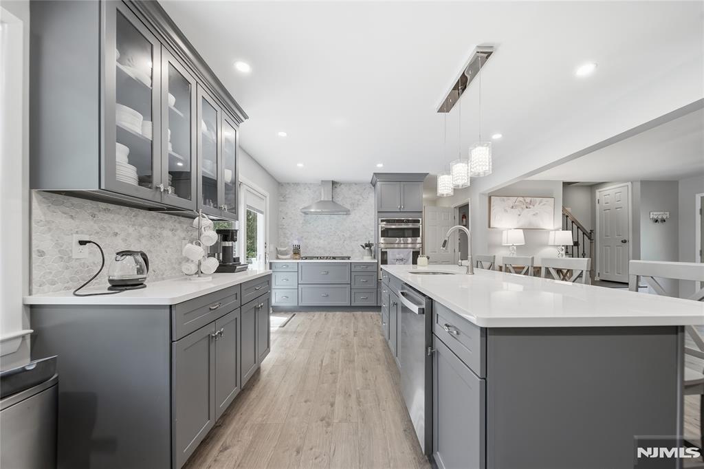 49 Skytop Drive