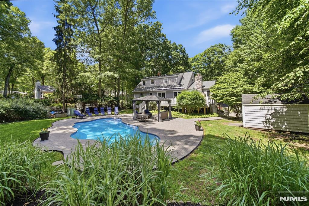 49 Skytop Drive