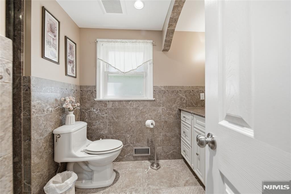 49 Skytop Drive