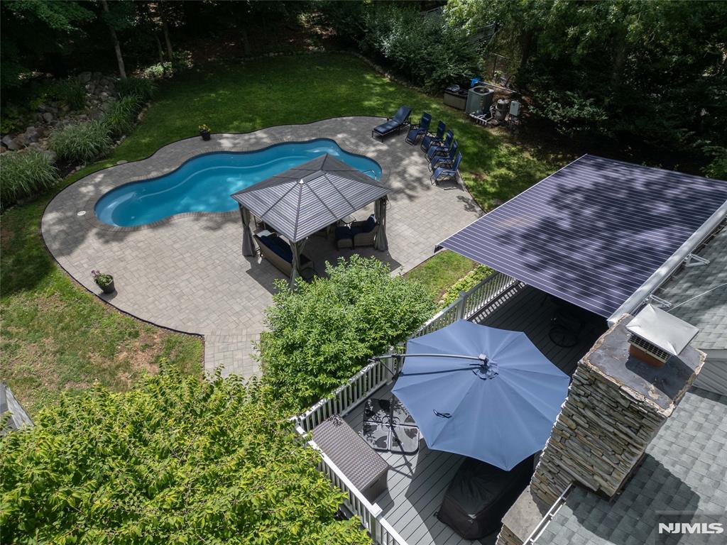 49 Skytop Drive