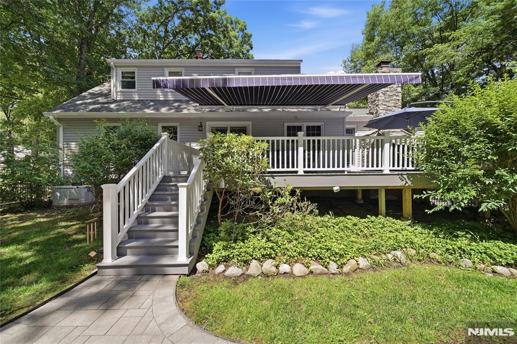 49 Skytop Drive