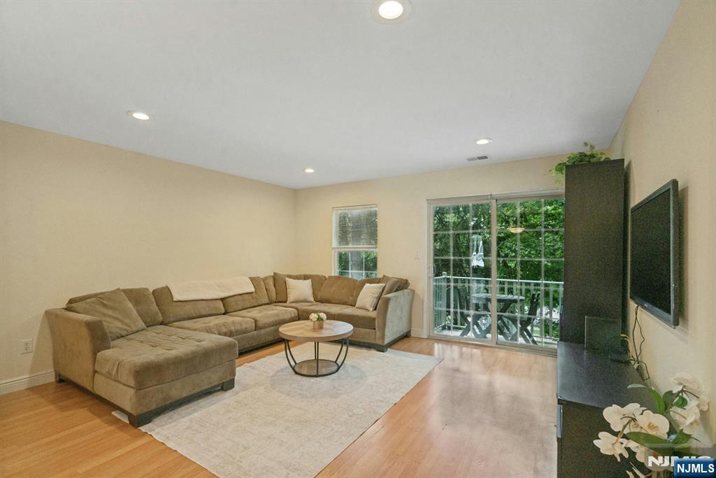 2262 Nash Court