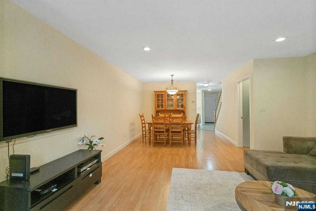2262 Nash Court