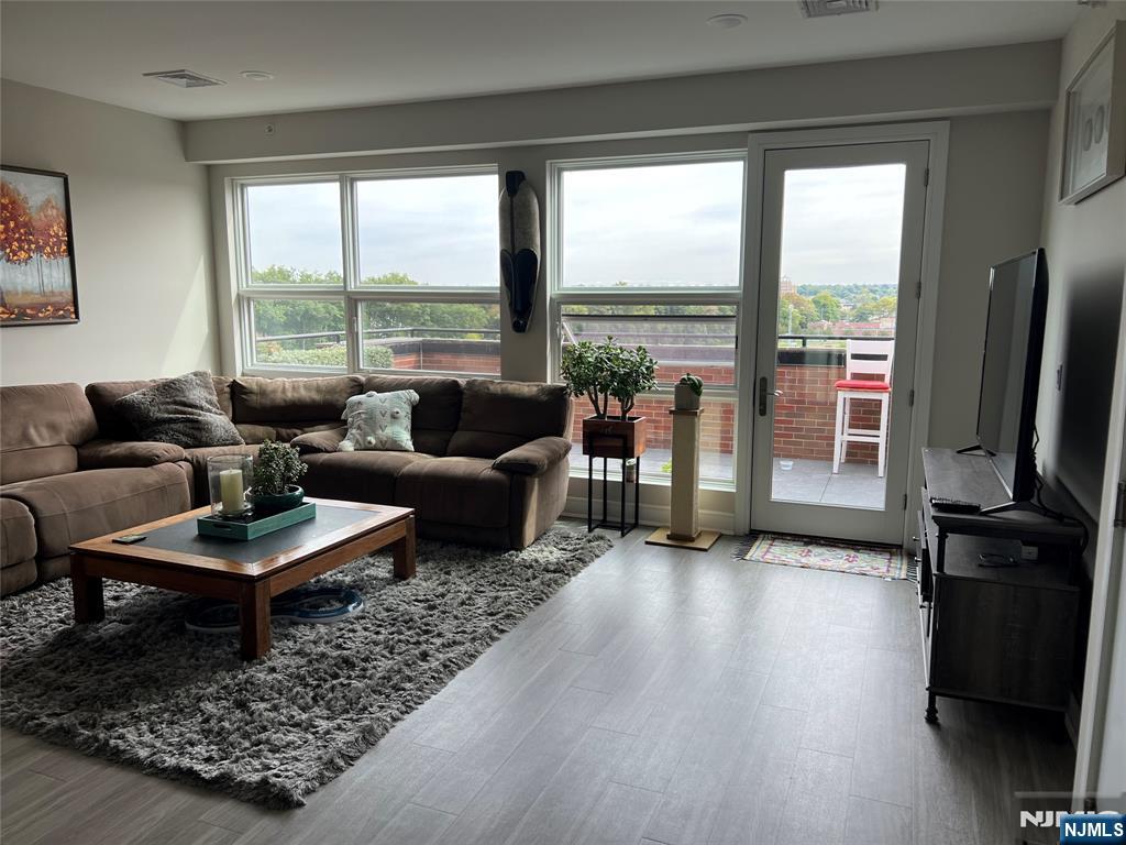 140 Overlook Avenue D 1