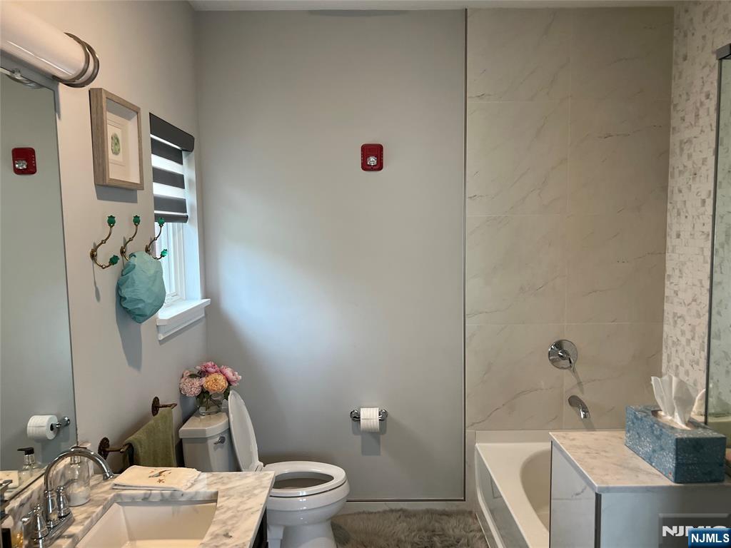 140 Overlook Avenue D 1