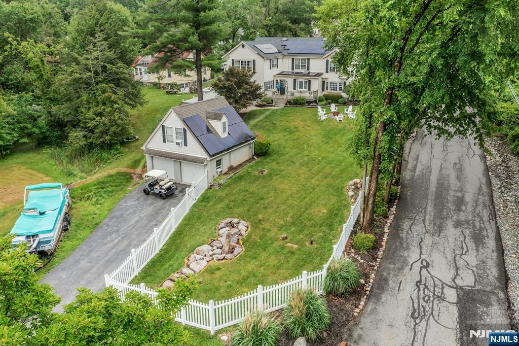 16 Shephard Road