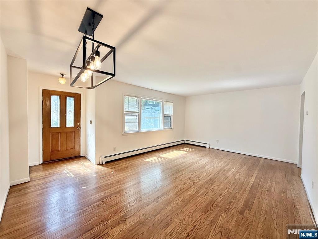 5 Mountain Avenue