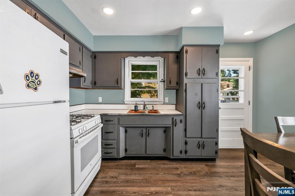 101 Pinecrest Terrace