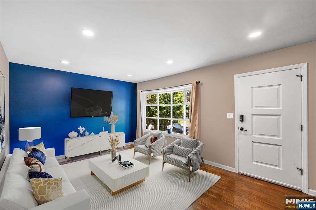 101 Pinecrest Terrace