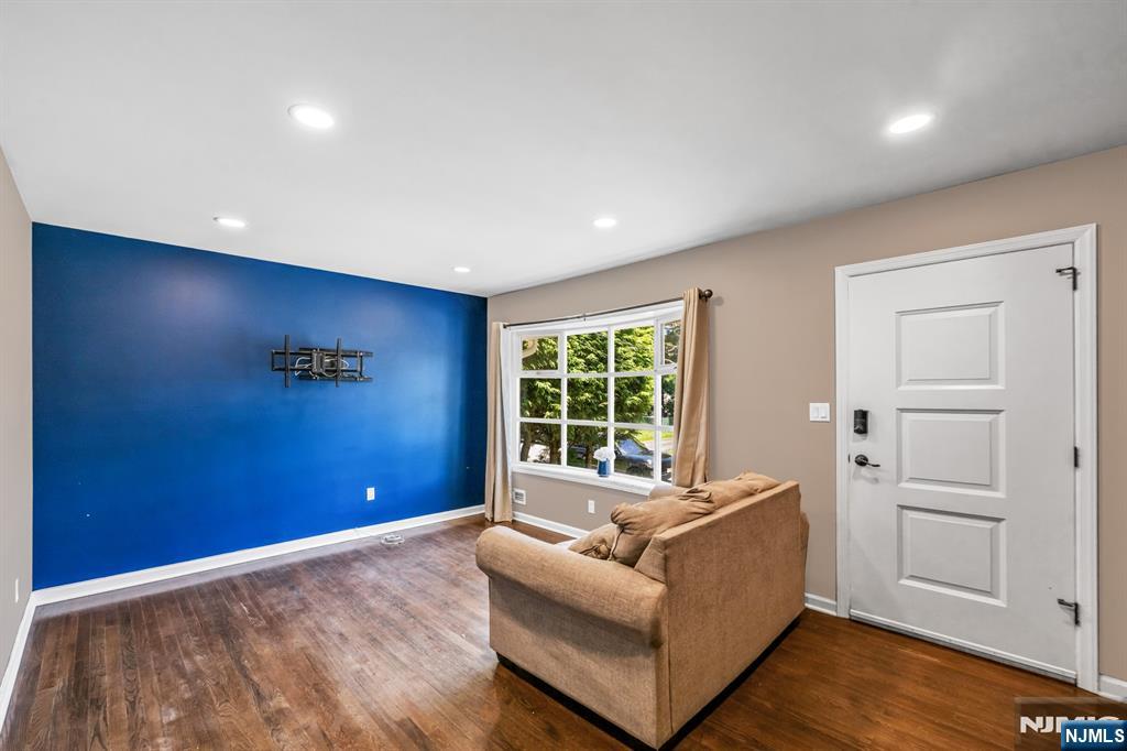 101 Pinecrest Terrace