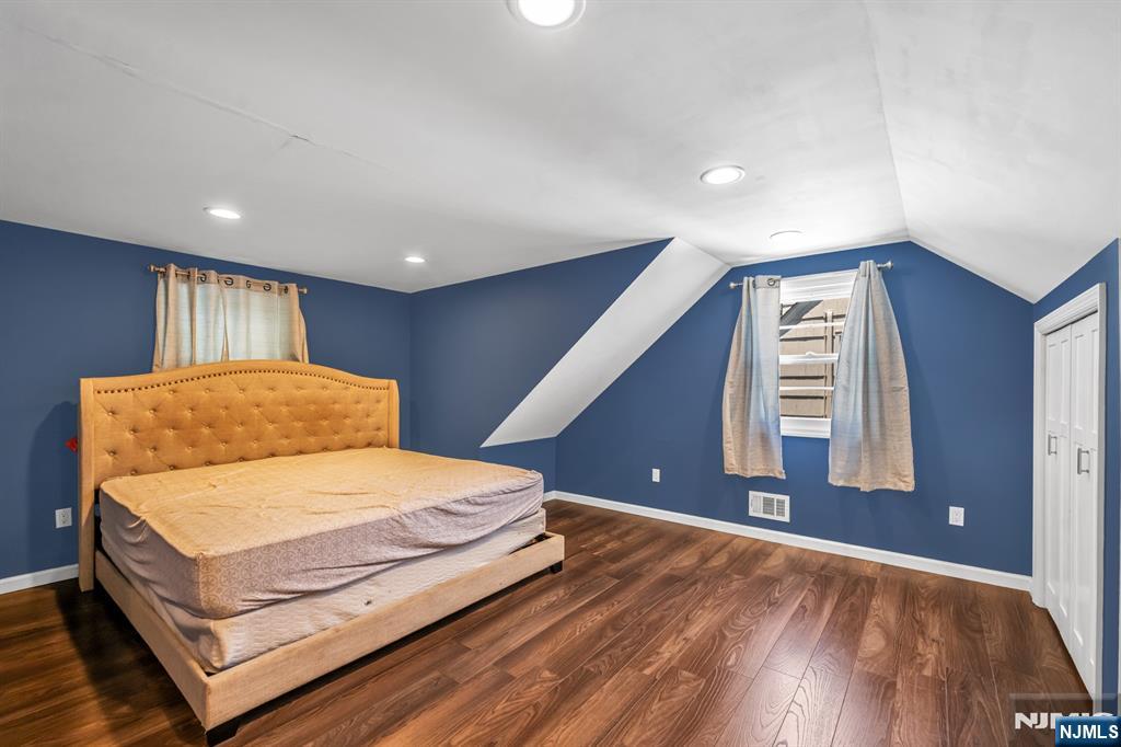 101 Pinecrest Terrace