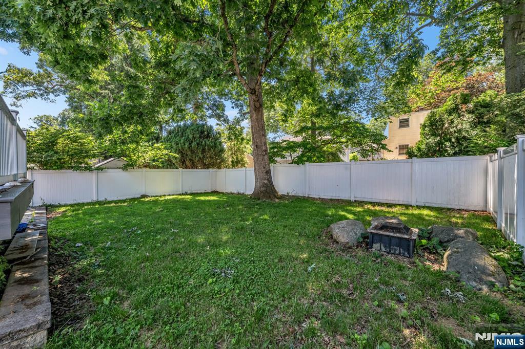 101 Pinecrest Terrace