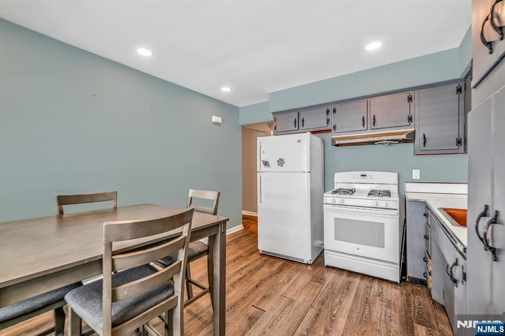 101 Pinecrest Terrace