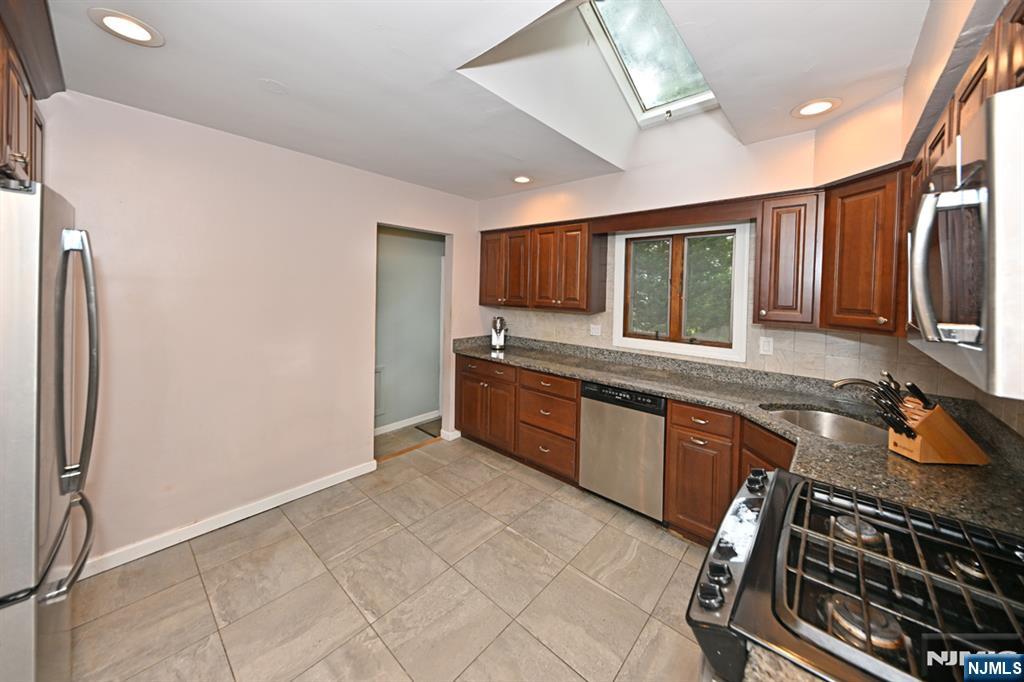 73 Ralph Avenue