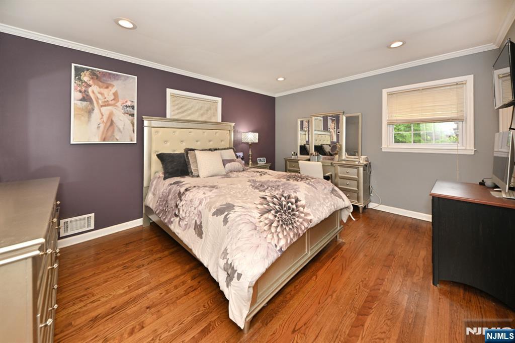 73 Ralph Avenue