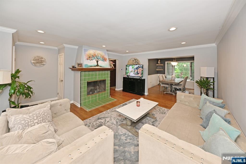 73 Ralph Avenue