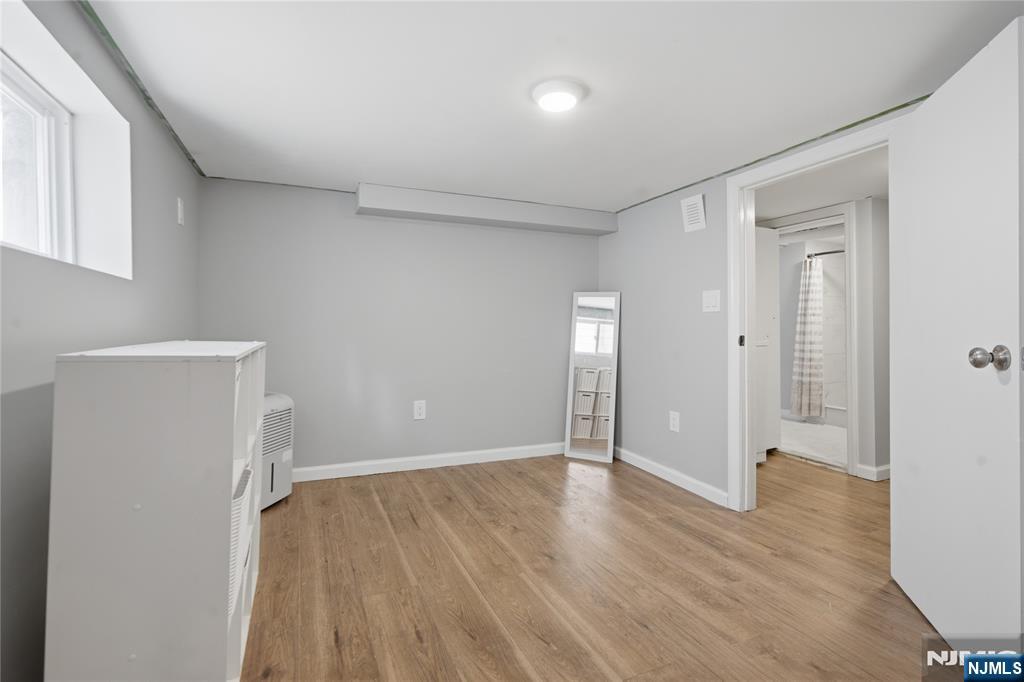 611 Maple Avenue