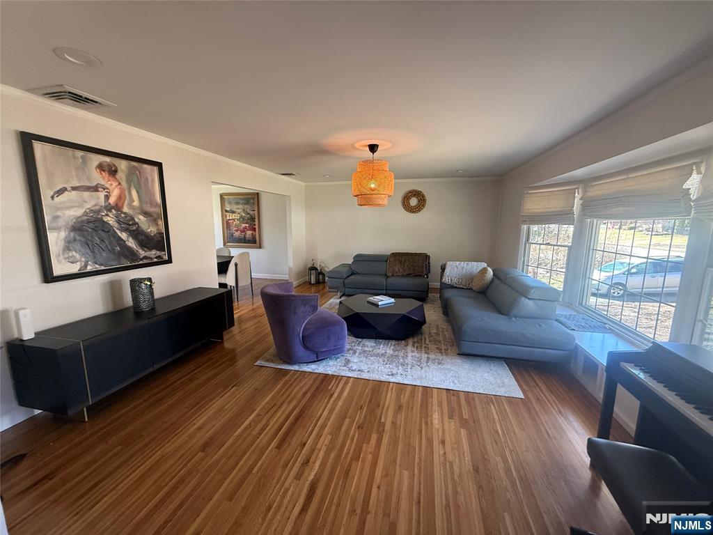 60 Eileen Drive