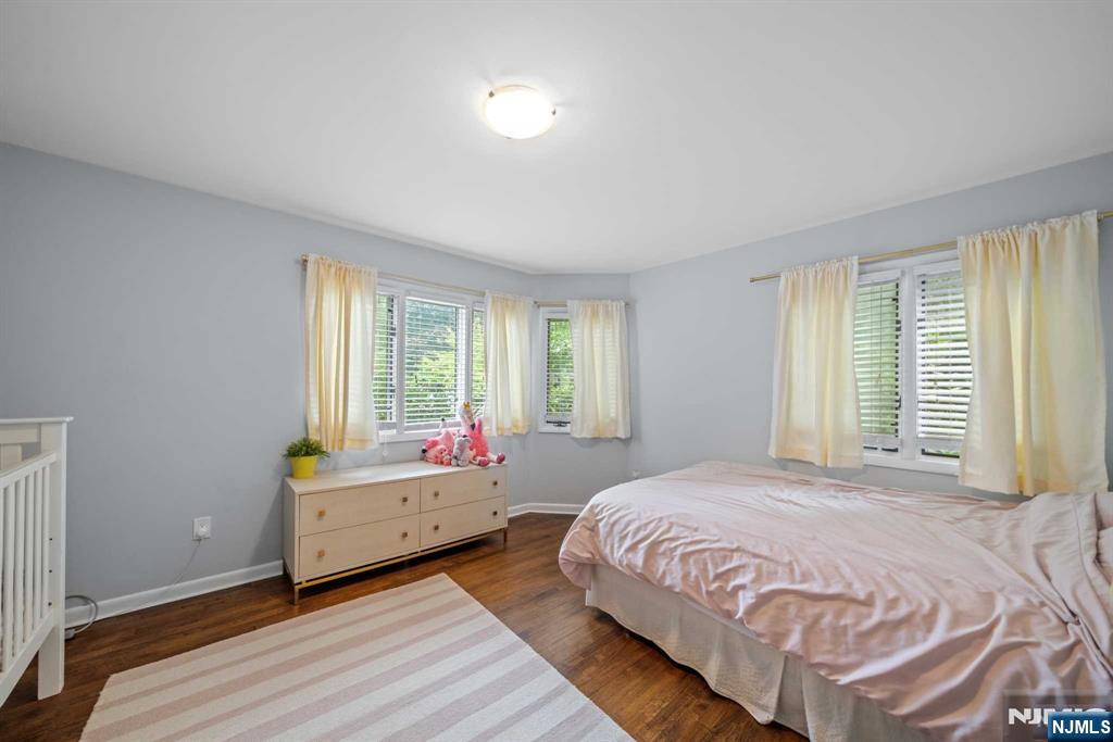 22 W Pamrapo Court