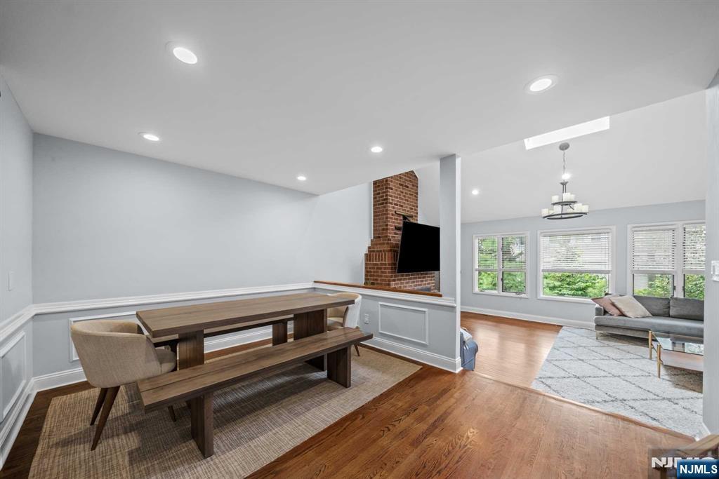 22 W Pamrapo Court